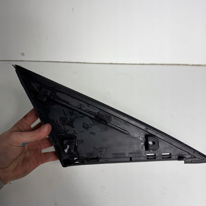 TRIANGLE REVÊTEMENT GARDE-BOUE GAUCHE AVANT FORD FOCUS MK3 III ORIGINAL BM51A16003