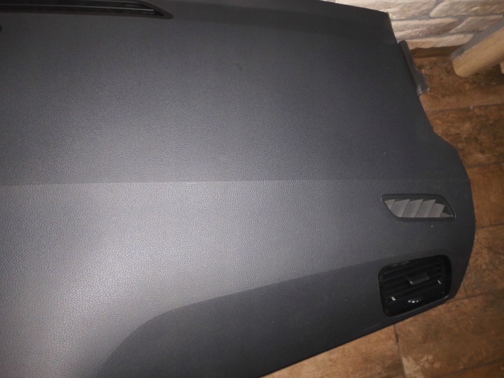 SEAT ATECA CONSOLE 3 X AIRBAG