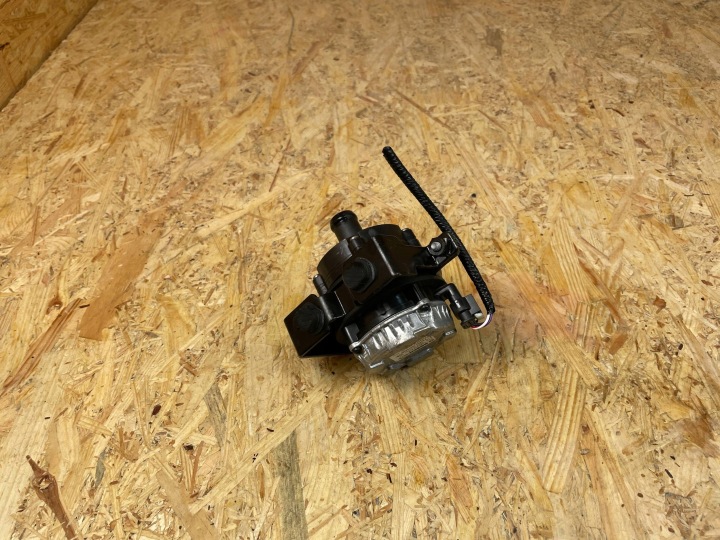 SUPPLÉMENTAIRE POMPE À EAU MG ZS EV ELEKTRYK 10625728 LIFT 2021-