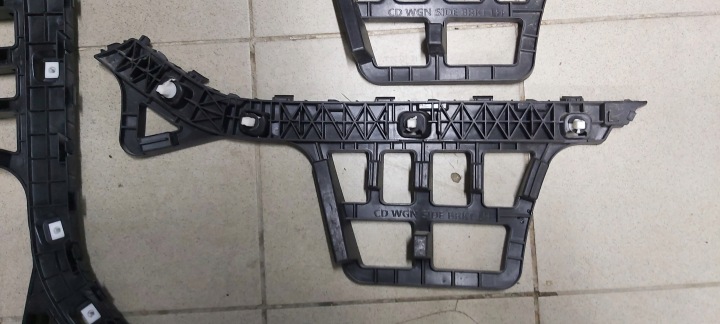 GLISSIÈRE PARE-CHOCS ARRIÈRE ARRIÈRE GAUCHE KIA CEED III 3 UNIVERSEL 86613-J7300 NEUF