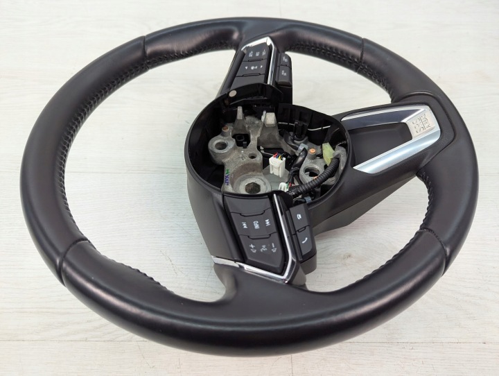 VOLANT NOIRE CUIR MULTIFONCTION MAZDA CX5 K0273B63M B63M3298X02