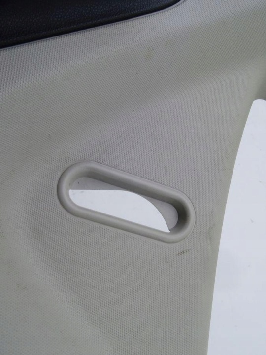 MERCEDES A-KLASA W169 04-12 PROTECTION MONTANTS C DROIT ARRIÈRE