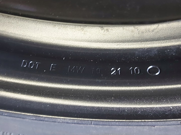 VW TIGUAN SEAT ALHAMBRA II KOLO RÉGLAGE 145/80/18 99M 5X112 5N0601027A/D