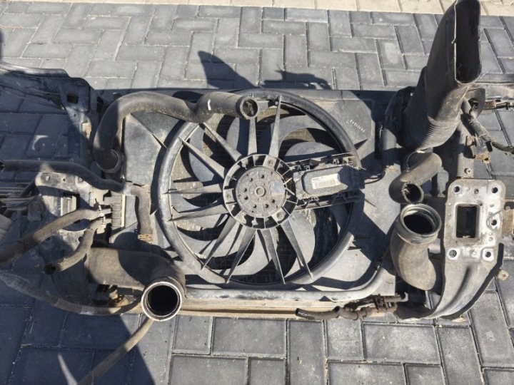 PANNEAU AVANT POUTRE RADIATEURS WENTYLAROR MERCEDES W211