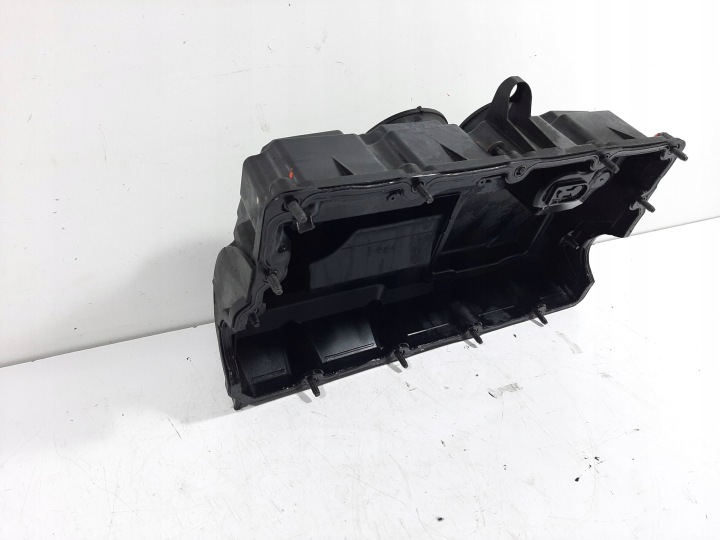 AUDI A3 8P 1.9TDI 08R COUVERCLE DE SOUPAPES 03G103469M 03G103475D