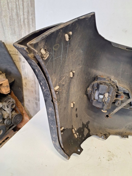 PARE-CHOCS AVANT AVANT TOYOTA HILUX 7 VII LIFT 11-15