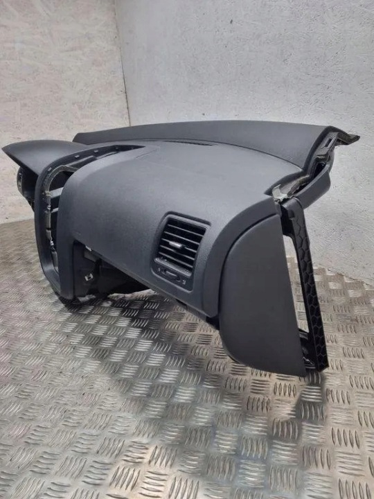 TABLEAU DE BORD COCKPIT VW 1K1858295 1.9L DIESEL 2008