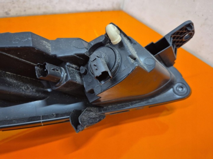 CITROEN C3 III LIFT 20-24 PHARE GAUCHE AVANT PHARES ANTIBROUILLARD GAUCHE 9833480680-03