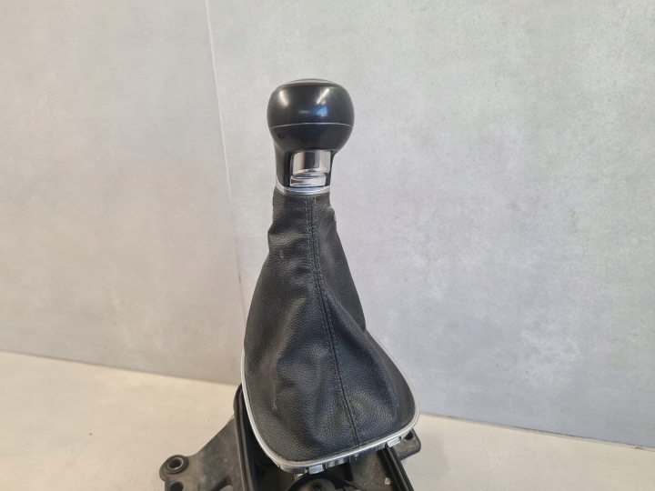 CRIC MÉCANISME DE CHANGEMENT DE VITESSES POMMEAU DE VITESSE PRET CARTER 5 VITESSE OPEL ADAM 1.2 1.4