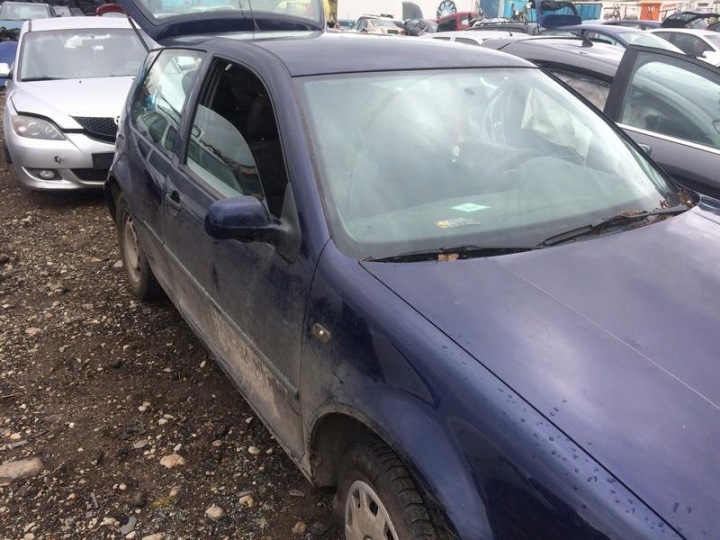 VOLKSWAGEN GOLF COLLECTEUR ADMISSION 1998 1.9L 038129713H