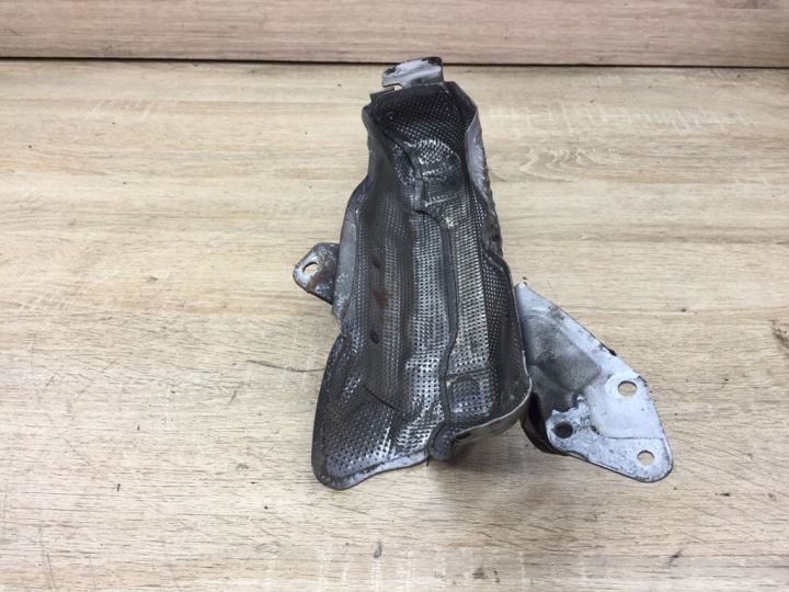 MERCEDES-BENZ OE A6420903141 PROTECTION THERMIQUE COLLECTEURS