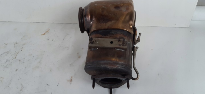 VOLVO XC60 II 2.0 T8 CATALYSEUR 32225414