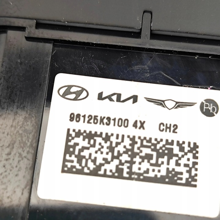 USB HYUNDAI IONIQ 6 (CE) 96125K3100 35132339 239KW 2023