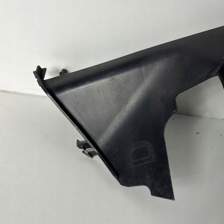 GUIDE D'AIR RENAULT MEGANE III 3 214940018R