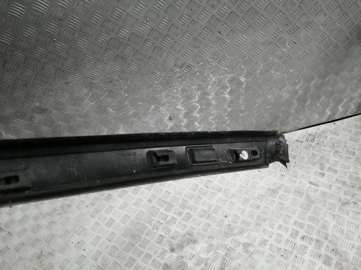 CITROEN C4 PICASSO I MOULURE PARE-BRISE GAUCHE