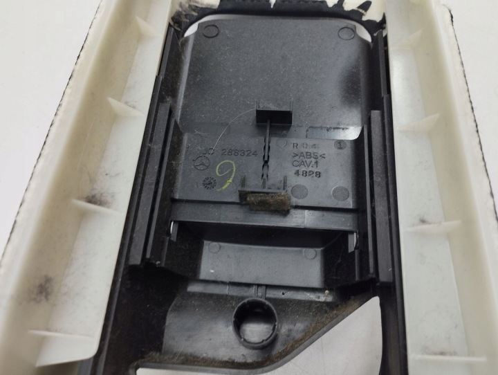MERCEDES-BENZ ML W164 2006 DROITE CÔTÉ REVÊTEMENT SUPPORTS