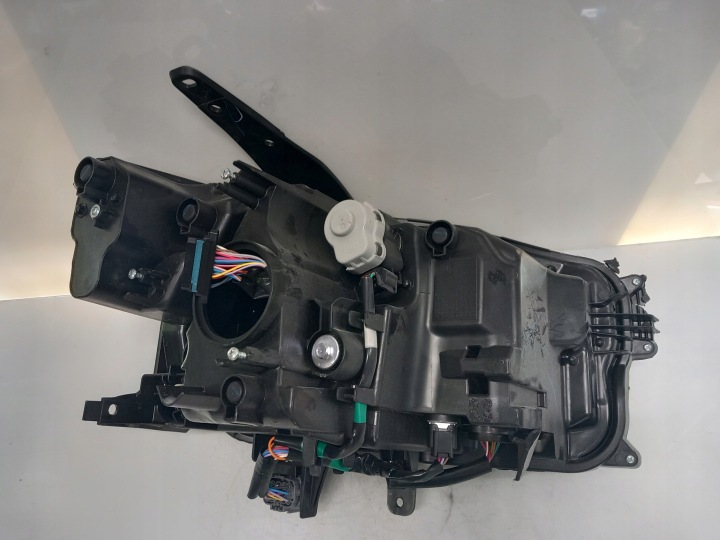 PHARE AVANT GAUCHE MAZDA CX-30