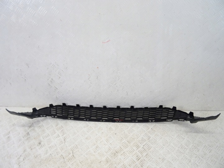 GRILLE PARE-CHOCS CENTRALE AVANT AVANT FORD FOCUS MK3 ST F1EJ-17K945-A1