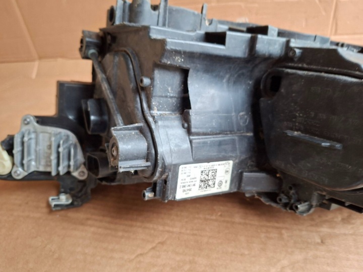 PROJECTEUR VOLKSWAGEN GOLF VIII 5H1941060C
