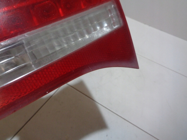PHARE DROIT ARRIÈRE DANS COUVERCLE DE COFFRE LED AUDI A6 C6 LIFT UNIVERSEL 09-11 4F9945094E