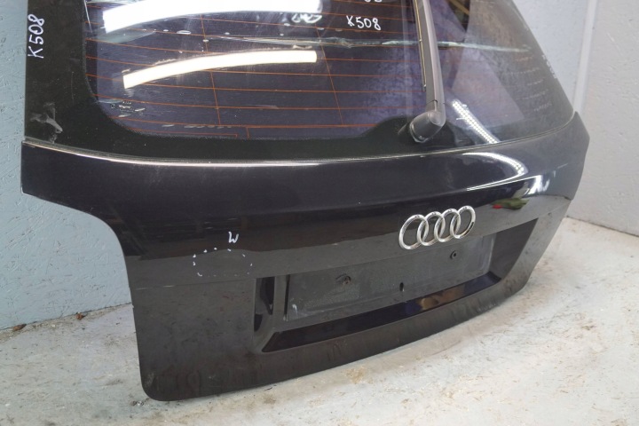 COUVERCLES DE COFFRE COUVERCLES DE COFFRE ARRIÈRE AUDI A3 8P LIFT 3D S-LINE (K508)