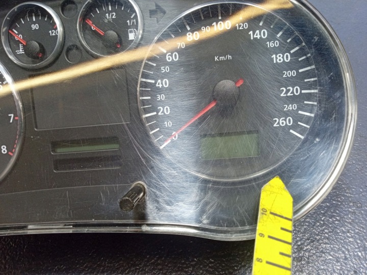 SEAT TOLEDO II 2.3 VR5 TABLEAU DE BORD COMPTEUR EUROPE 1M0920820C
