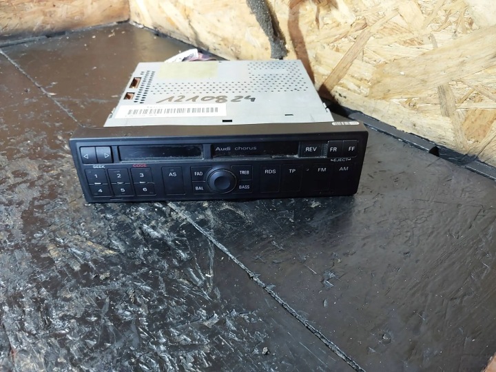 RADIO AUTORADIO AUDI A6 C5 CHORUS M4 4B0035152B 7648245380