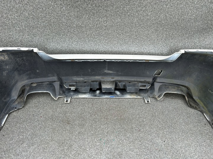 PARE-CHOCS ARRIÈRE SUBARU IMPREZA STI 57704FG120