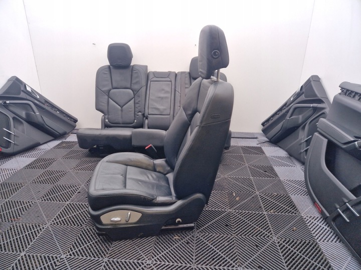ENSEMBLE SIÈGES PORSCHE CAYENNE (92A) 00000000 34535347 4.8L 294KW 2011