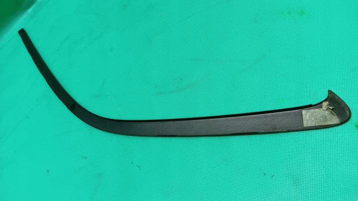 BAGUETTES DÉCORATIF VITRE LATÉRALES ARRIÈRE AUDI Q7 4L0853083B 4L0853084B