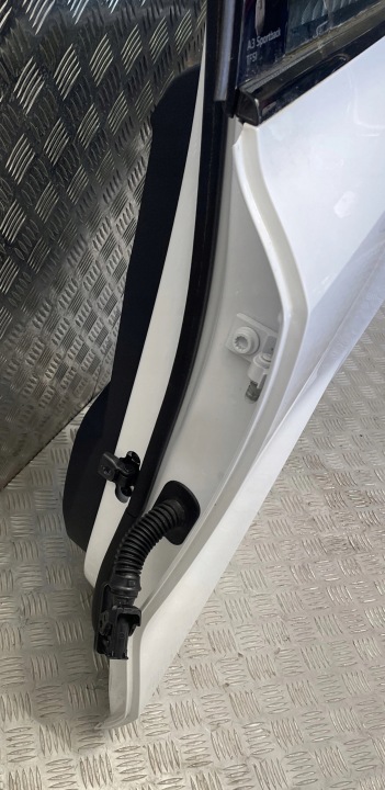 PORTES GAUCHE ARRIÈRE GAUCHE ARRIÈRE JEU AUDI A3 8Y RESTYLAGE LIFT SPORTBACK LY9L