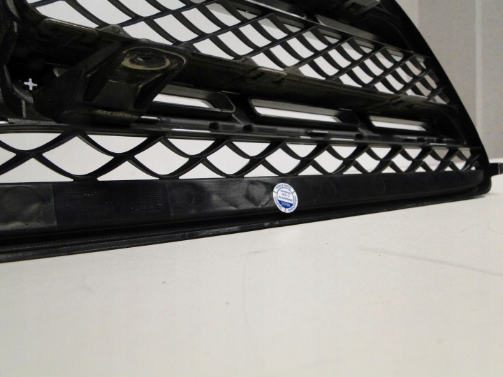 MERCEDES GLS X166 166 GRILLE CALANDRE AMG SUR CAMÉRA