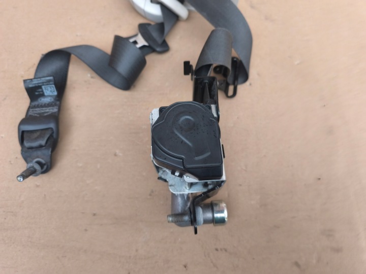 FORD MONDEO MK5 2.0 TDCI CEINTURE DE SÉCURITÉ DROIT AVANT PASSAGER TENDEUR