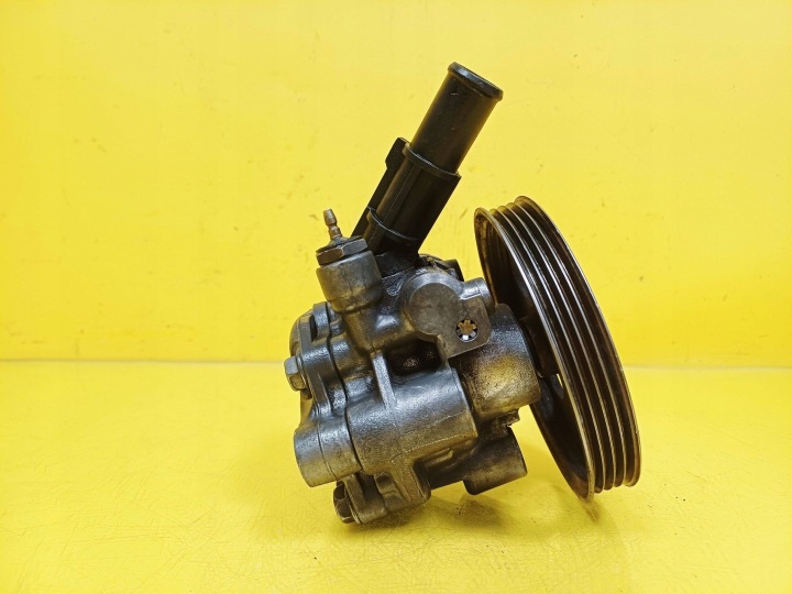 POMPE AMPLIFICATEUR MAZDA 323F NR124