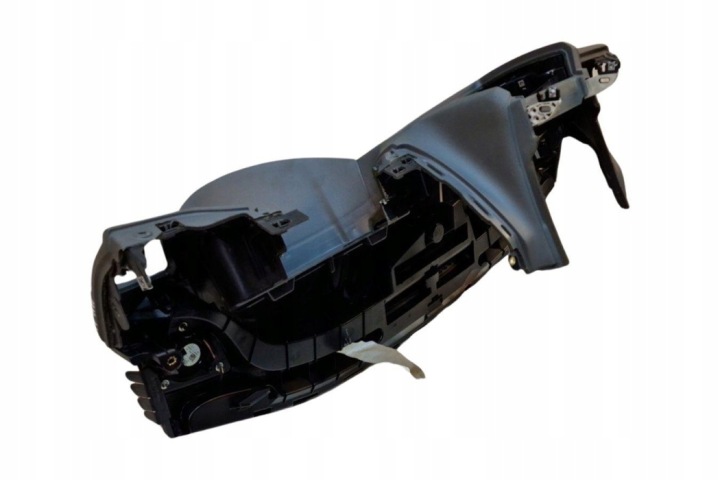 TABLEAU DE BORD COCKPIT AUDI Q5 (8R) 8R0880204D 2.0L DIESEL 2010
