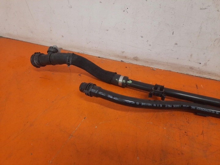 MERCEDES W214 E-KLASA TUYAU FIL RADIATEUR A2145010401