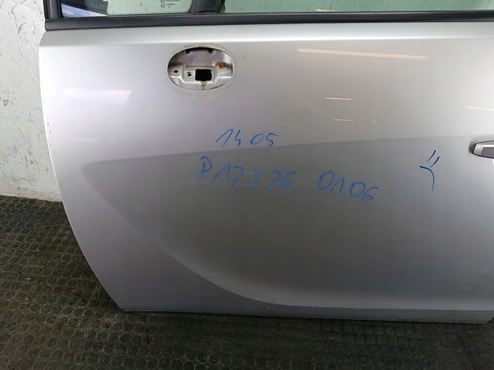PORTES AVANT GAUCHE OPEL MERIVA B Z157