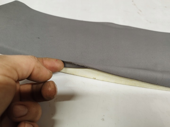 AUDI A4 B6 BERLINE MOULURE PROTECTION PLAFONNIERS ARRIÈRE 8E5867839