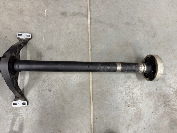 ARBRE DE TRANSMISSION AUDI S3 GOLF R 5WA521101H PARFAIT 22R
