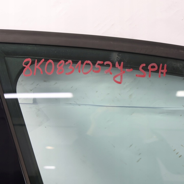 AUDI A4 B8 PORTES AVANT DROIT AVANT BLEU METALIK X5X 8K0831052J