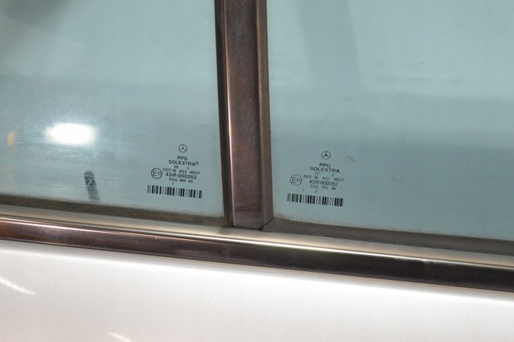 PORTES DROIT ARRIÈRE 744 PREMIER PEINTURE MERCEDES W211 E CLASSE E55 2117300205