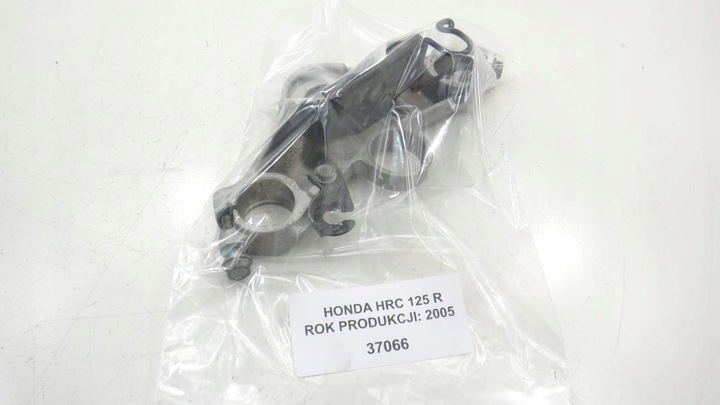 HONDA CBR 125 R JC34 LENTYNĖLĖ VIRŠUTINĖ nuotrauka 4