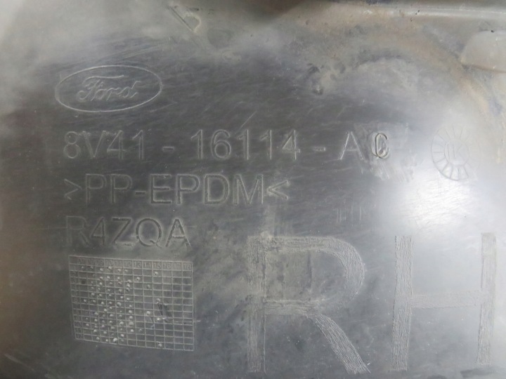 FORD KUGA MK1 PASSAGE DE ROUE DROIT AVANT 8V4116114AC