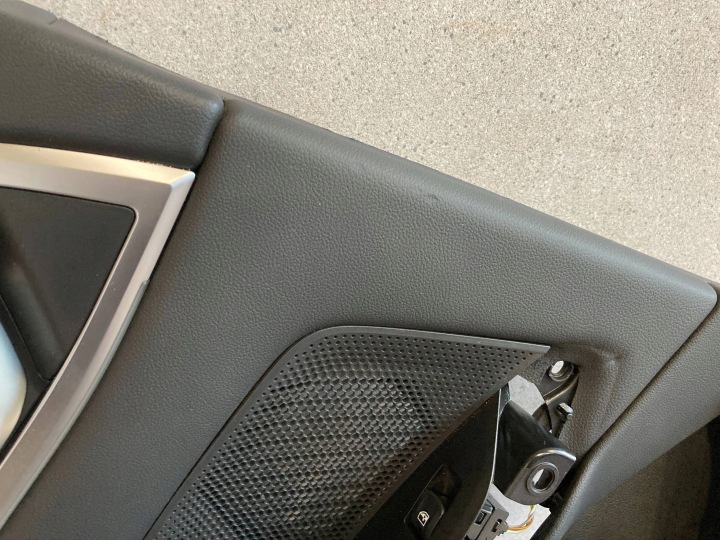 COLLECTEUR PORTES ARRIÈRE CÔTÉ GAUCHE BMW 4 G22 G23 G24 G26
