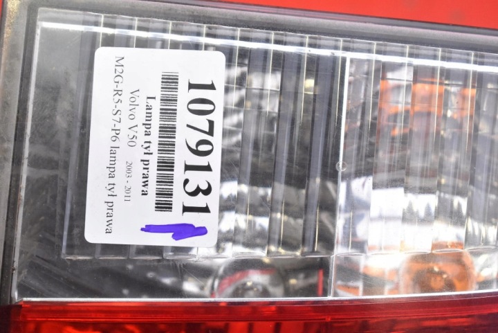 PHARE DROITE ARRIÈRE ARRIÈRE 30744542 VOLVO V50 03-11