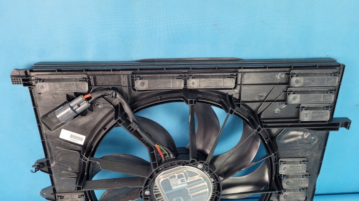 VOLVO XC90 II 2.0D 20R VENTILATEUR RADIATEUR 32222480