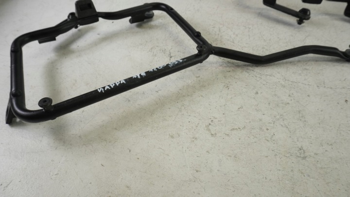 I133 YAMAHA XT 1200 AVEC XTZ SUPER TENERE STELAZE SUPPORTS POÊLE LATÉRALES