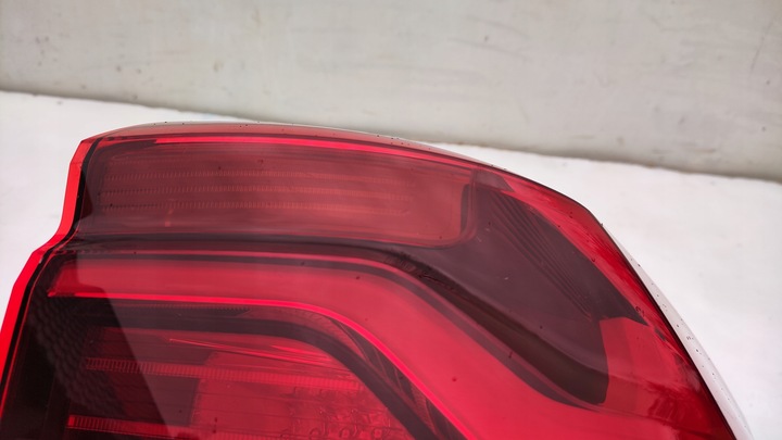 BMW 2 PIÈCES F39 PHARE DROIT ARRIÈRE ARRIÈRE LED DANS AILE F03688000F (T-B05)