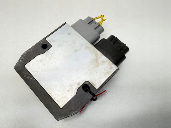 RÉGULATEUR TENSION HONDA CBR 500 13-18