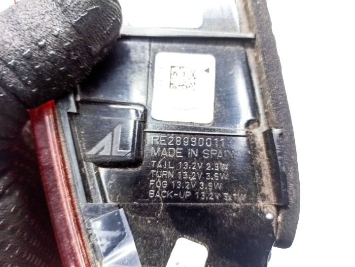 AUDI A1 2024 DROITE CÔTÉ FEUX ARRIÈRE